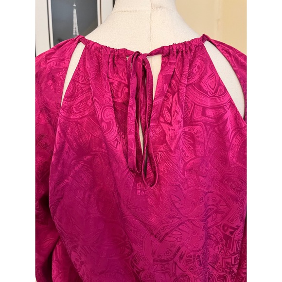 NWT Veronica Beard Sionne Blouse Bright Magenta Cutout Neck Silk Blend SIZE 8 - Picture 8 of 8